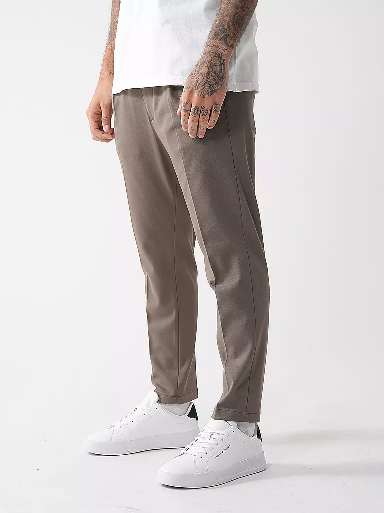 DRYKORN | Chino CHASY | olive