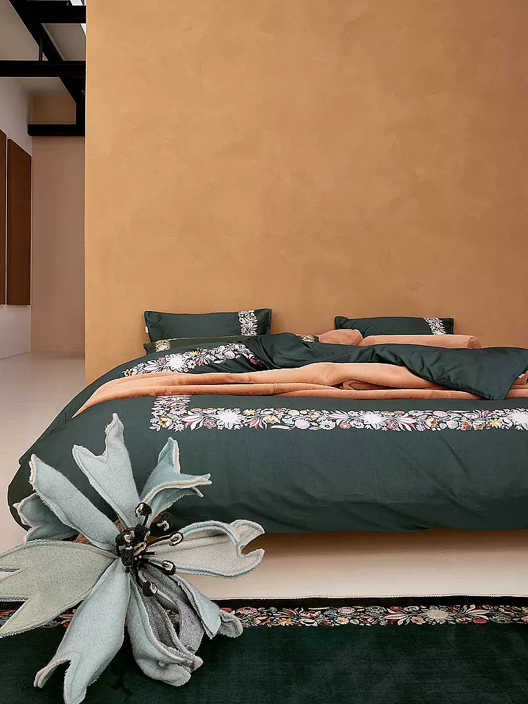 ESSENZA | Satin-Bettwäsche VERONIQ 70x90cm/140x200cm Balsam Green | beige