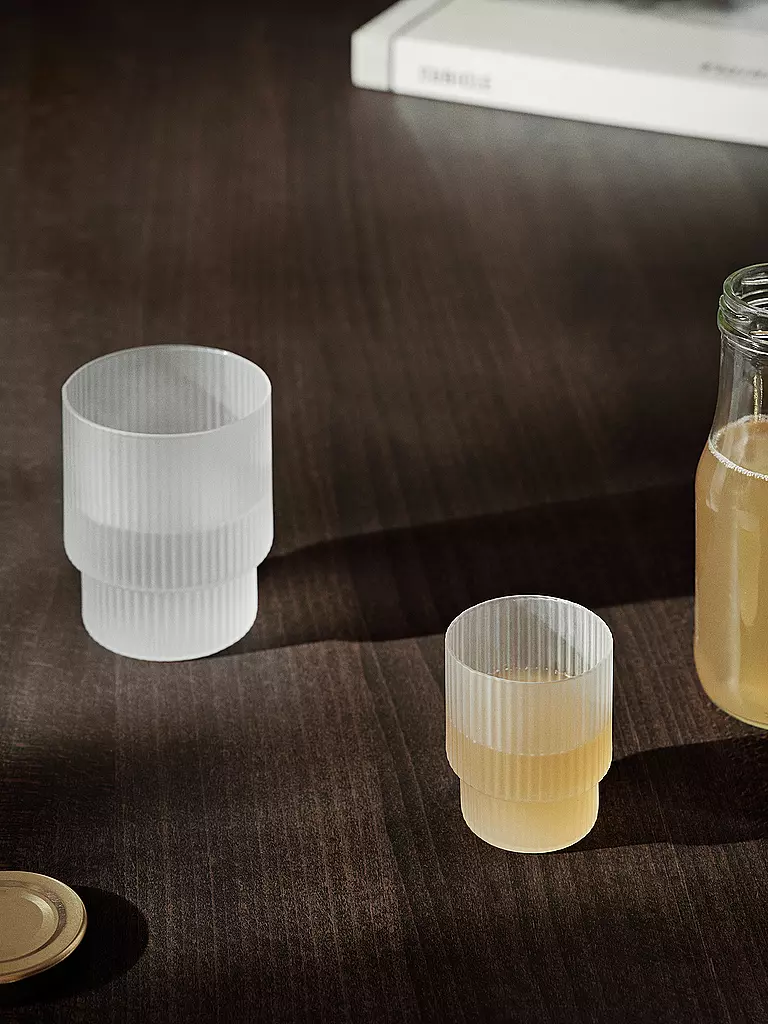 FERM LIVING | Trinkglas 4er-Set RIPPLE Frosted  | weiss