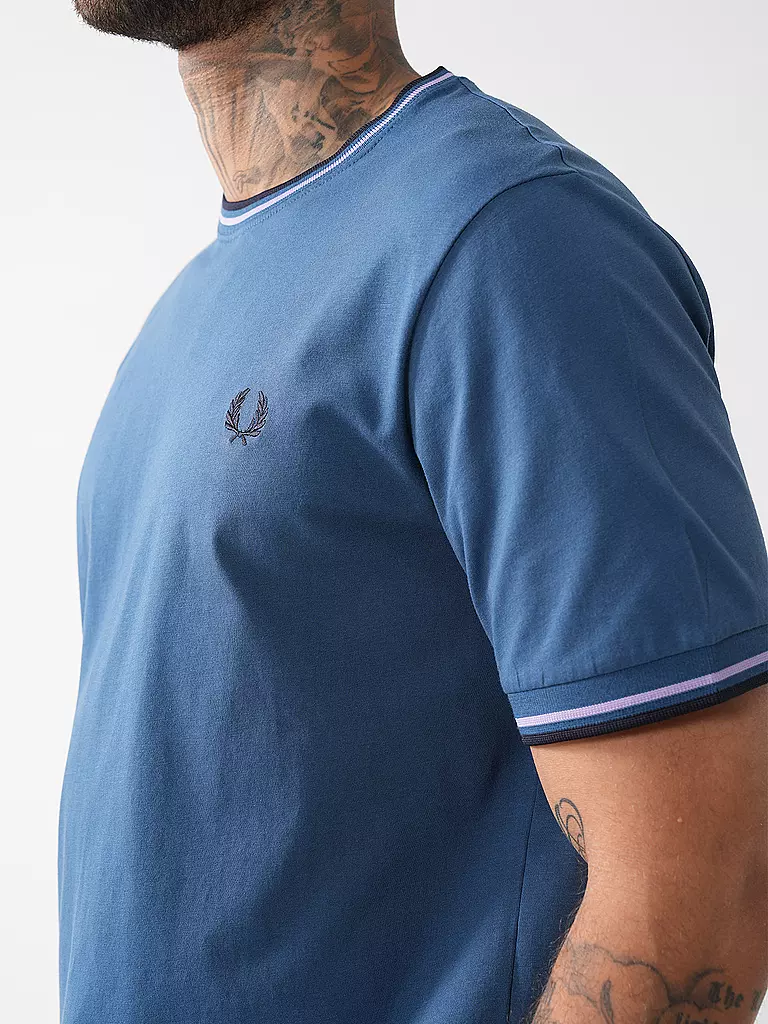 FRED PERRY | T-Shirt | blau