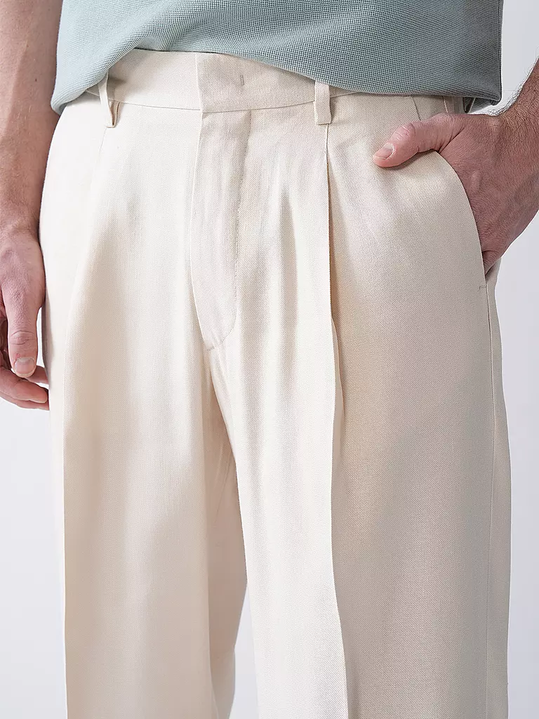 NN.07 | Chino KAY | creme