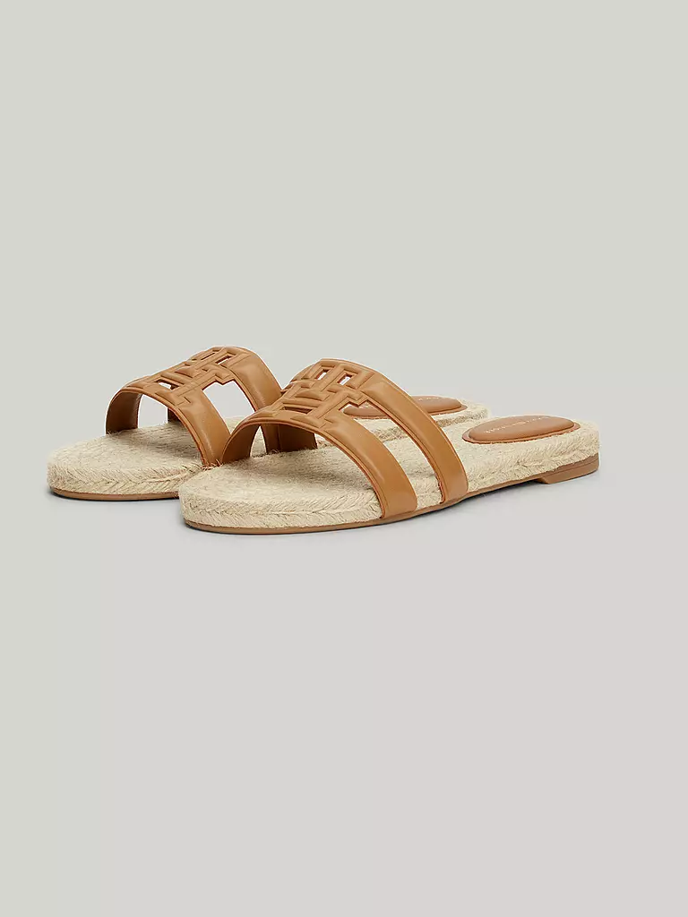 TOMMY HILFIGER | Sandalen  | braun